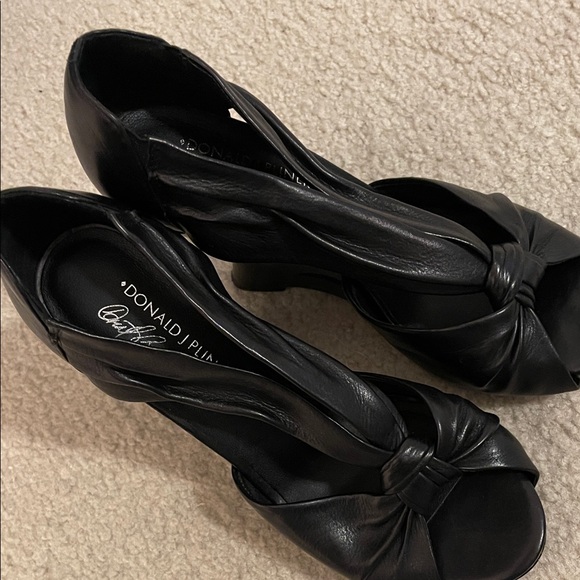 Donald J. Pliner Black Wedge Shoes - Picture 7 of 7